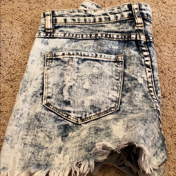 Gogo Jeans acid washed distressed shorts - Picture 6 of 8